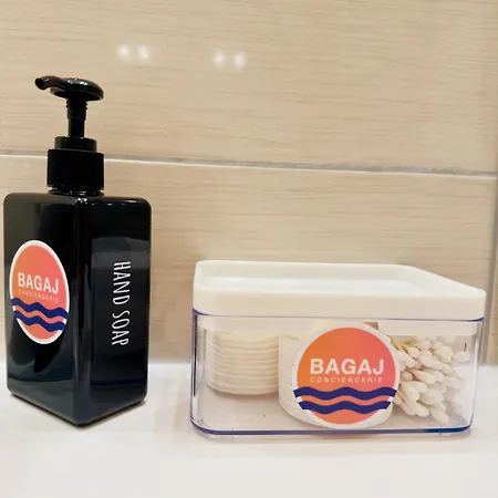 New! Face A La Plage De Pontaillac Lägenhet